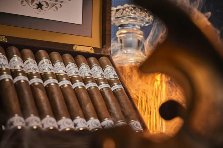 Cigar | Dark Star by Rocky Patel