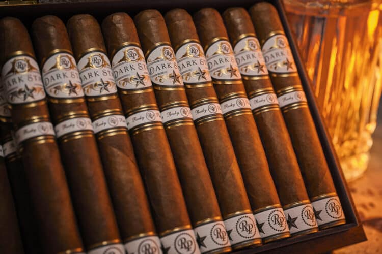Cigar | Dark Star by Rocky Patel