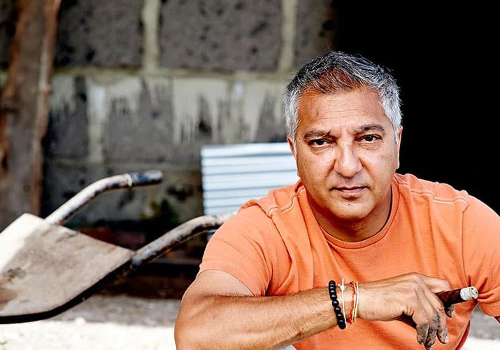 Cigar-Maker-Rocky-Patel